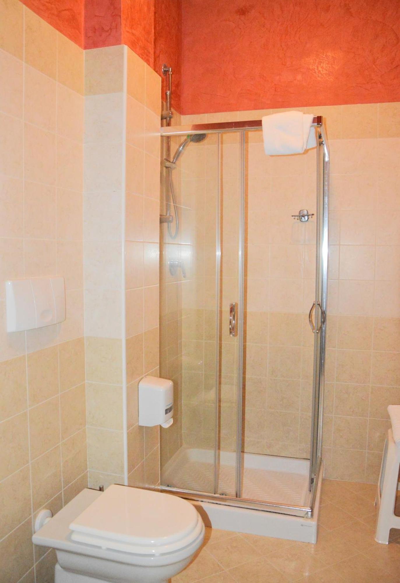 Nouvel Des Bains Hotel 3*