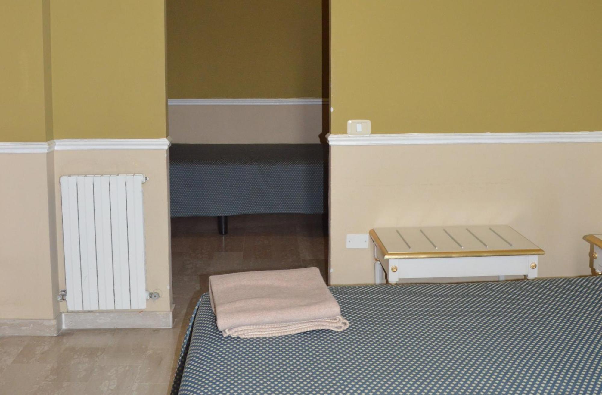 Hotel Nouvel Des Bains 3*