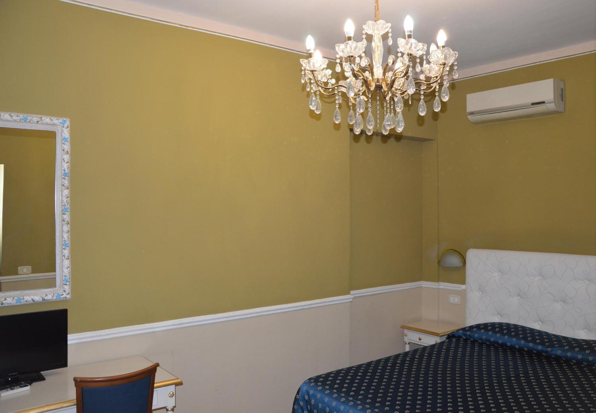 Hotel Des Bains Pesaro